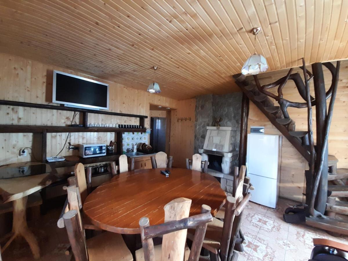 Cottage Zhelikhovskykh Tatariv Exterior photo
