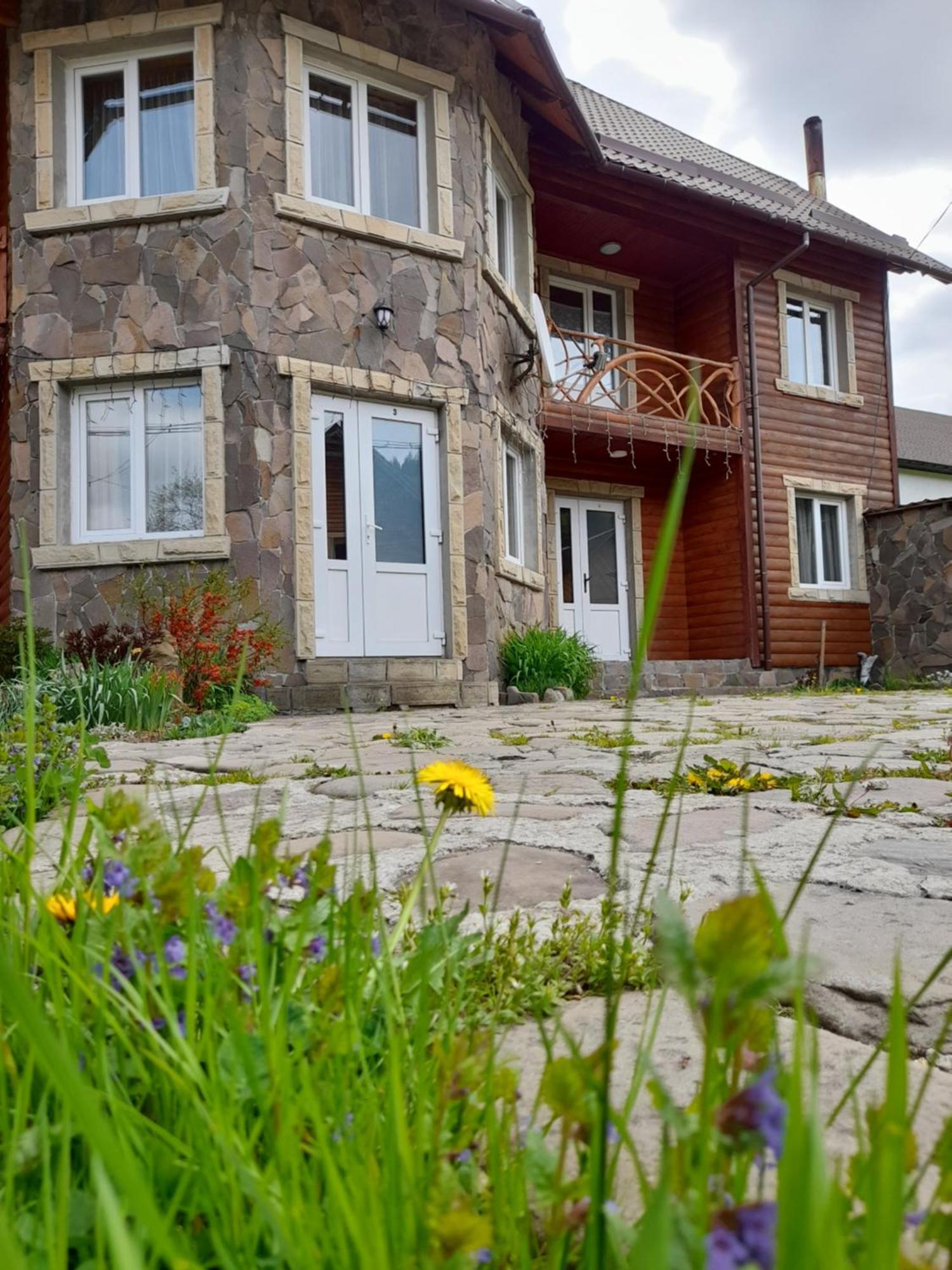 Cottage Zhelikhovskykh Tatariv Exterior photo