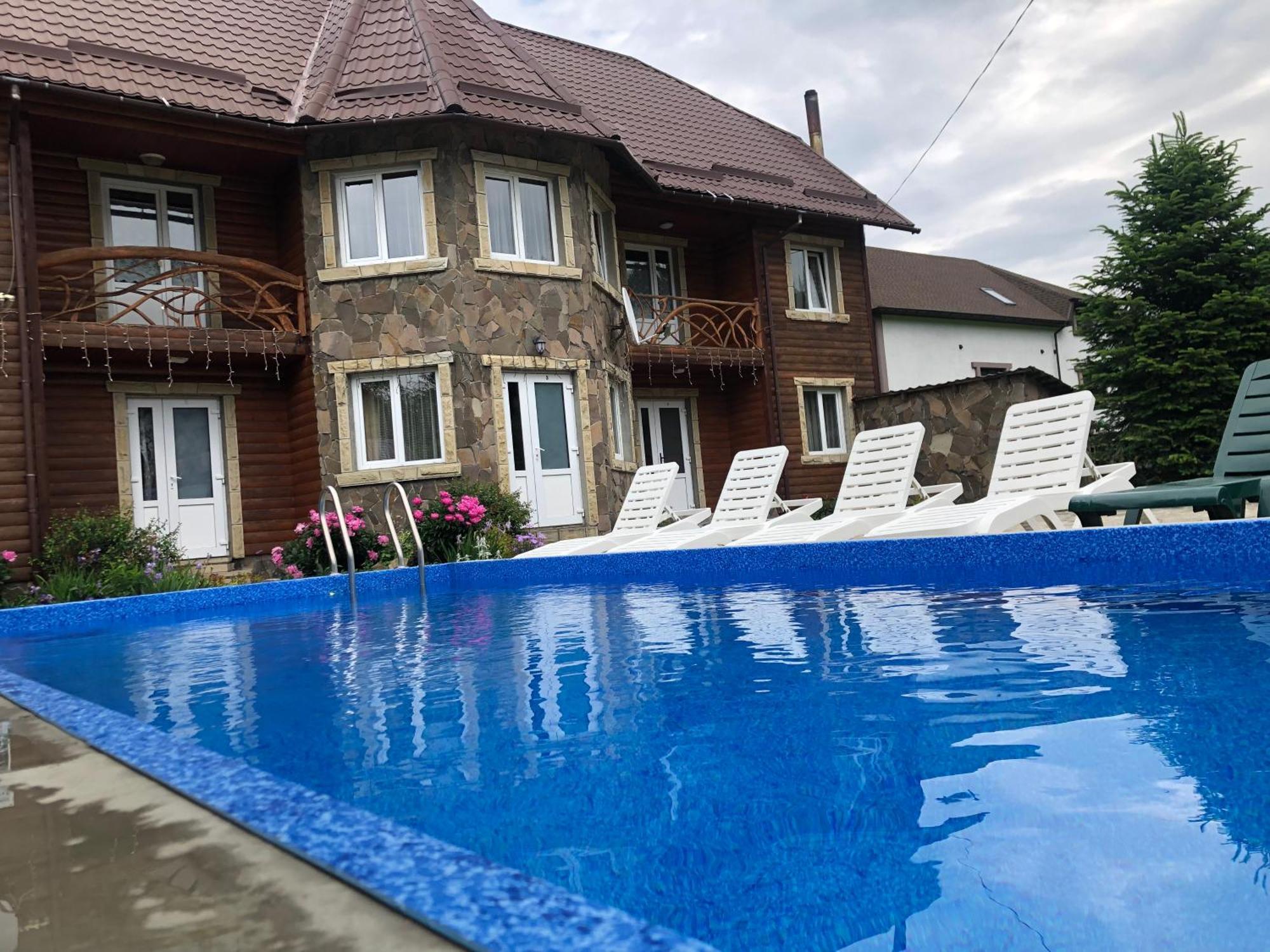 Cottage Zhelikhovskykh Tatariv Exterior photo